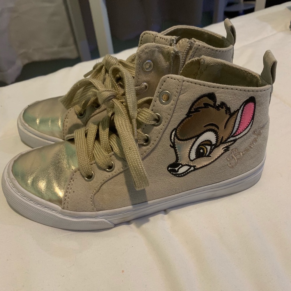 Sneakers - Picture 2 of 3